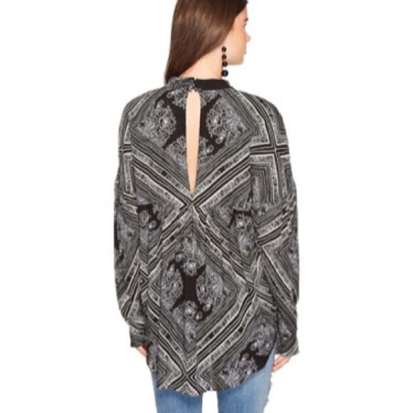 EUC Free People Walking on a Dream Tunic - Picture 5 of 6